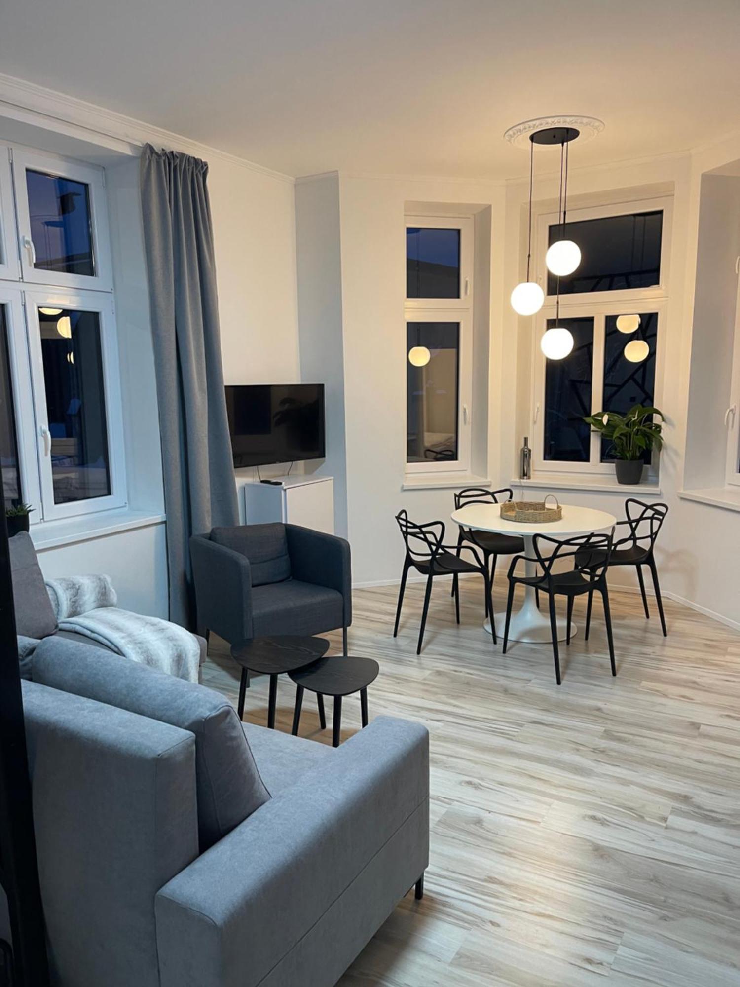 Apartmanovy Dum Jansky Sen 잔스케라즈네 외부 사진
